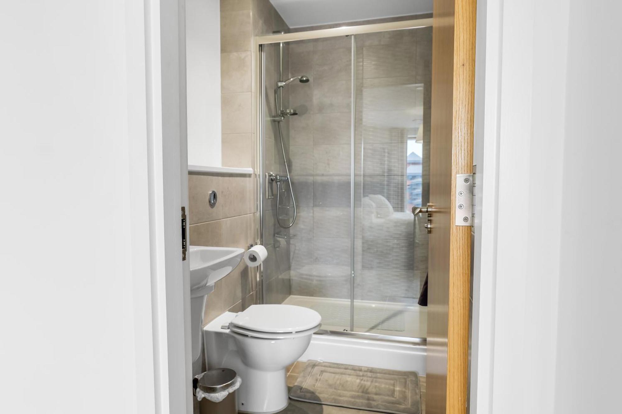 High Rise 2 Bedroom & 2 Bath Apartment With Parking, Balcony & Amazing View Manchester Zewnętrze zdjęcie