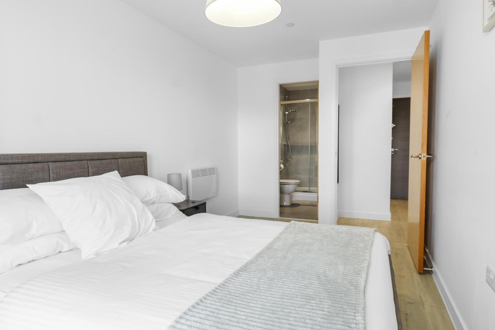 High Rise 2 Bedroom & 2 Bath Apartment With Parking, Balcony & Amazing View Manchester Zewnętrze zdjęcie